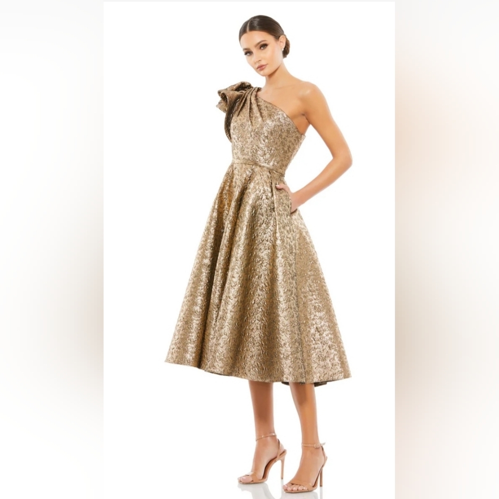 MAC DUGGAL Dress Size 16 Evening Gown Gold Brocade Ruffle One Shoulder Midi NEW
